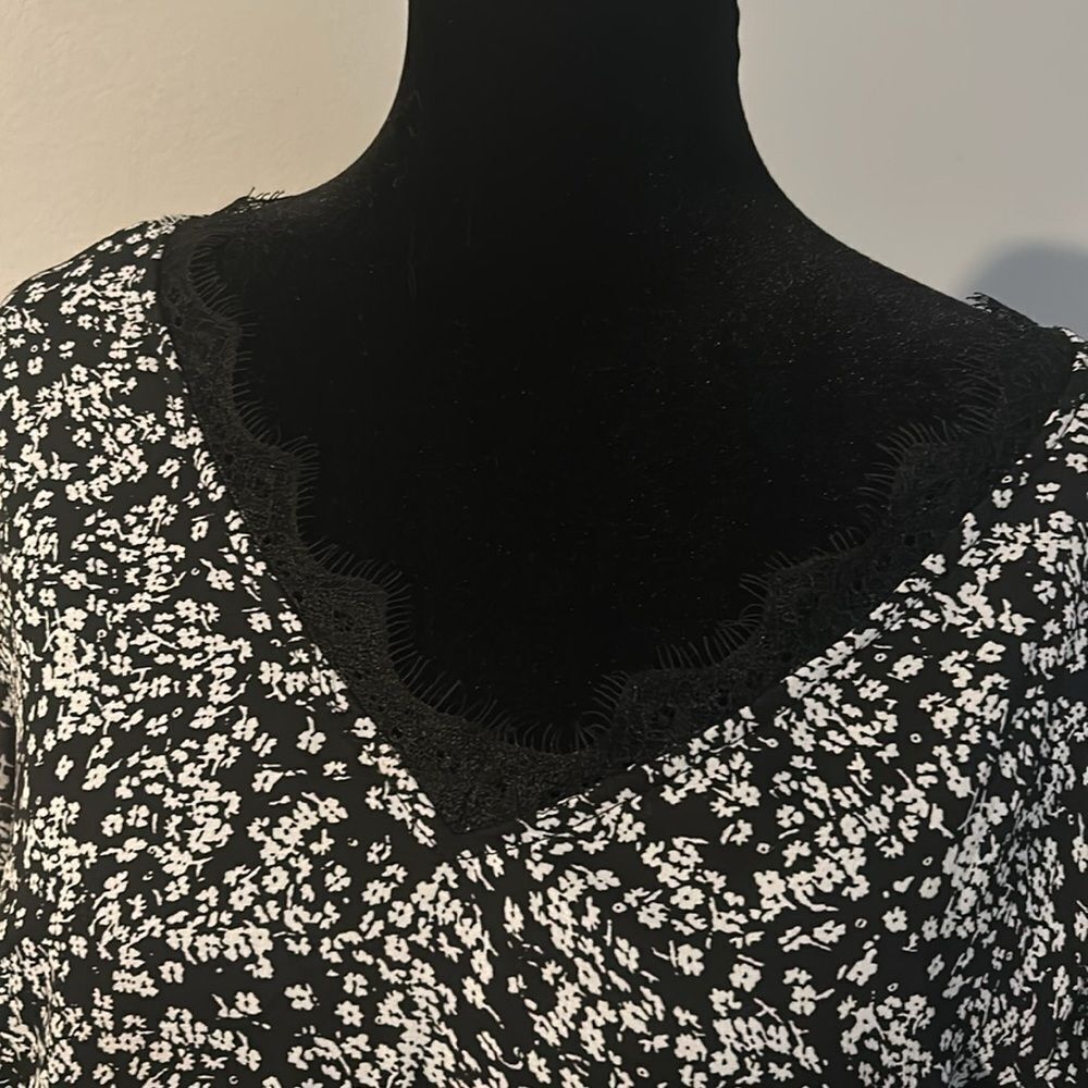 Maurice’s Dress medium  C - Picture 3 of 13